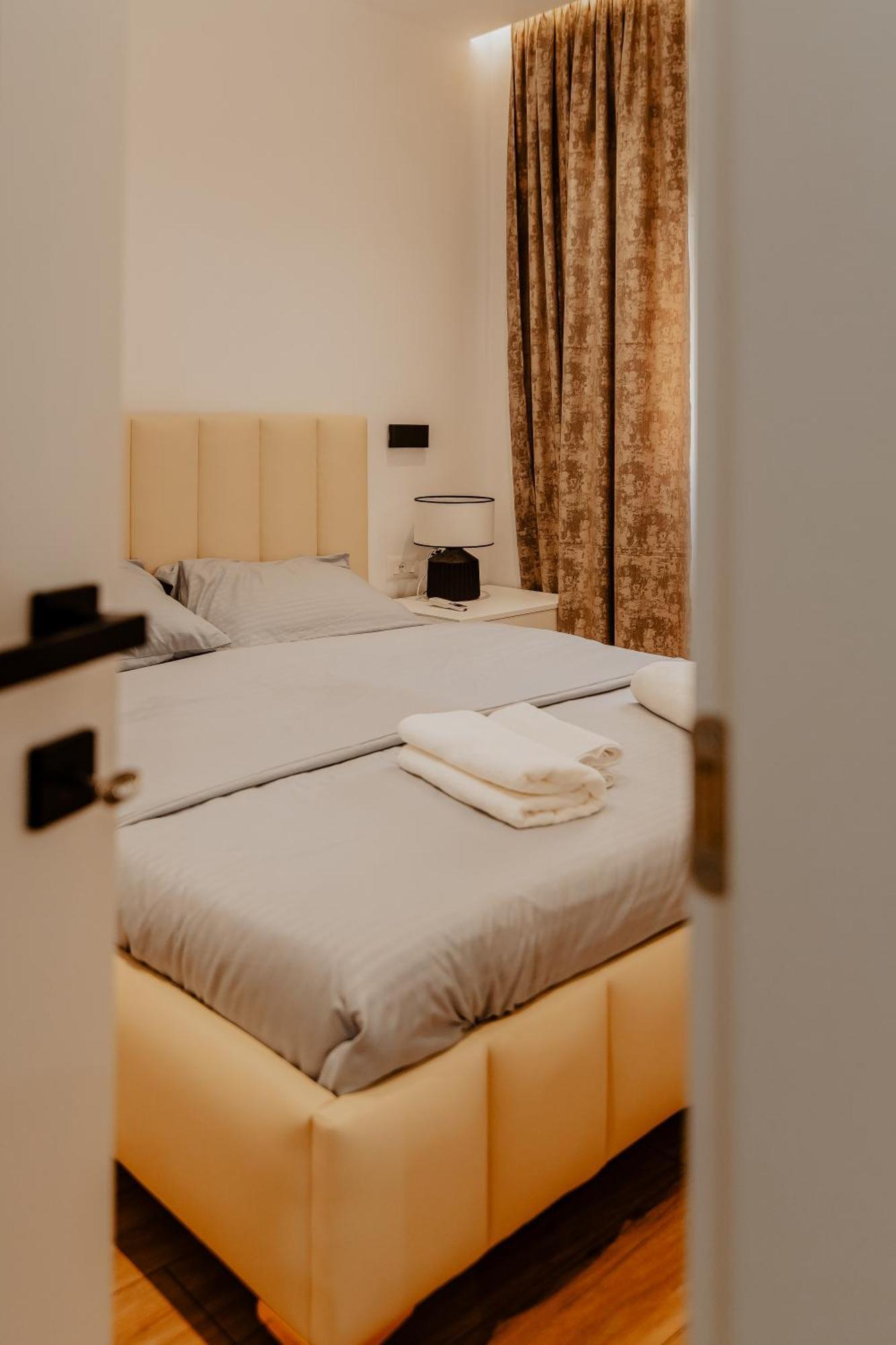 Suite Dolce Vita Tirana Exterior foto